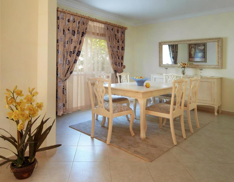 Hotel Oasis Parque Country Club à Portimão Chambre photo