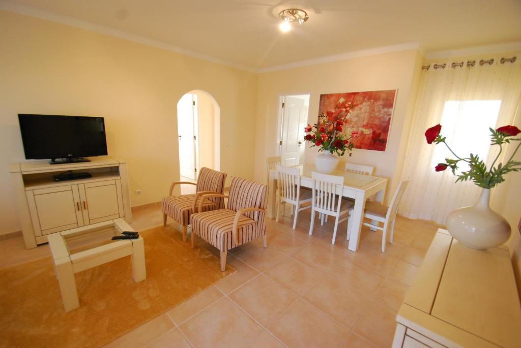 Hotel Oasis Parque Country Club à Portimão Chambre photo